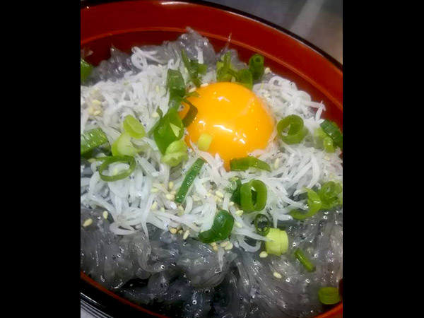 あげ丼CHAYA よし